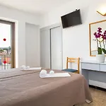 Barbara Hotel *